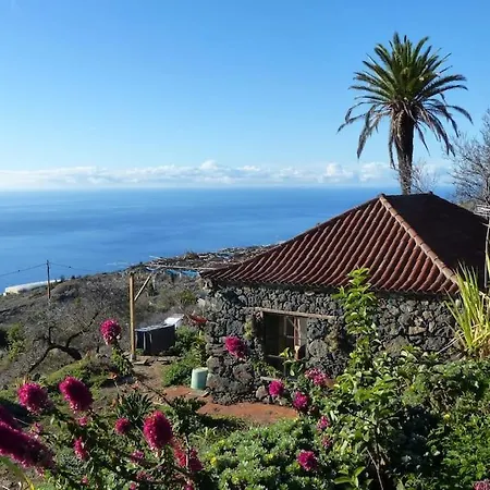 Domek alpejski Casita En El Campo Con Vista Al Oceano *