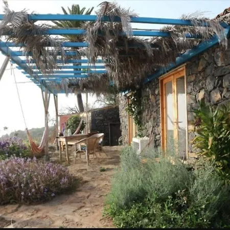 Casita En El Campo Con Vista Al Oceano * Tijarafe